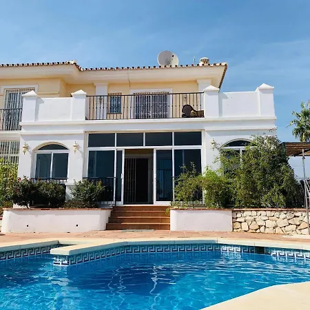 Villa Beautiful Walking Distance To El Faro