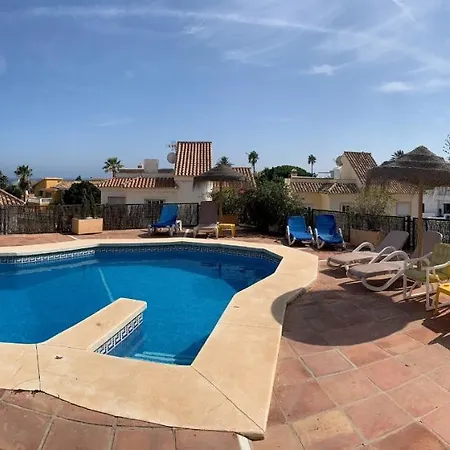 Villa Beautiful Walking Distance To El Faro *