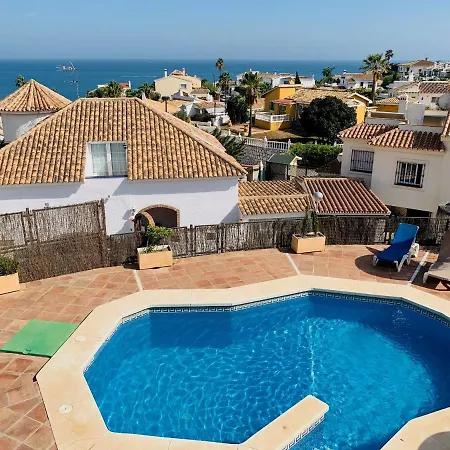 Beautiful Walking Distance To El Faro Villa *